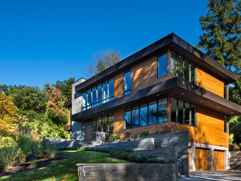 Contemporary House in Englewood