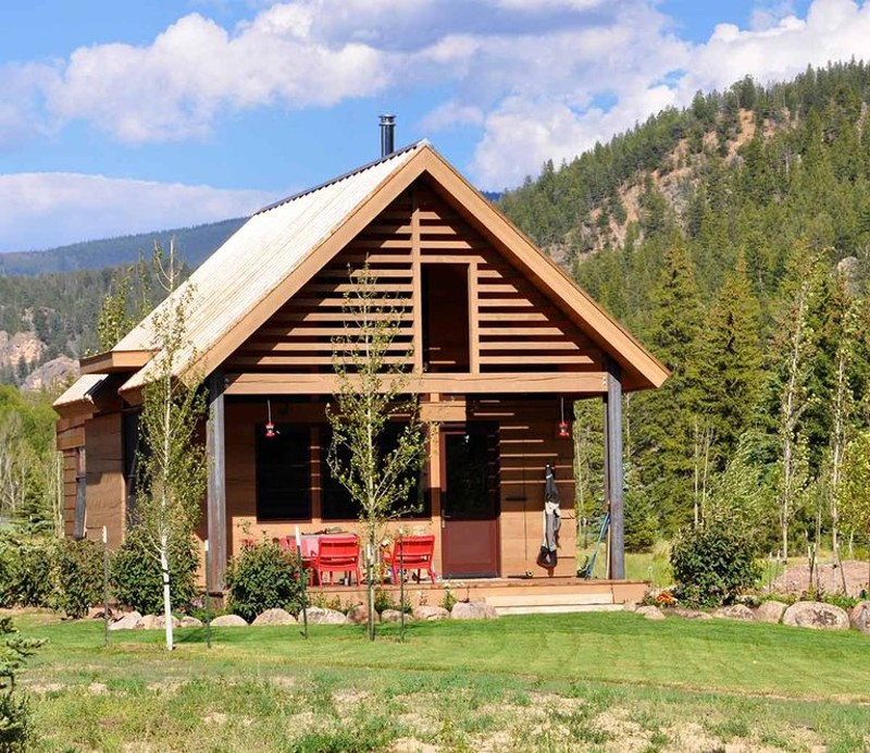 wood ranch cabin