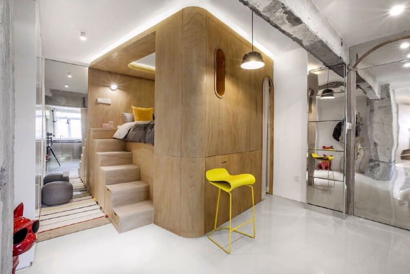 Shanghai Apartment With Rotating Boxes