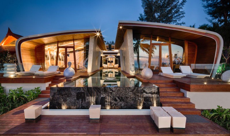 Ultramodern Iniala Luxury Beach House by A-cero