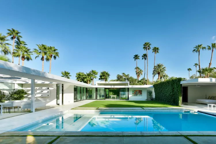 Palm Springs home by Architect William Krisel